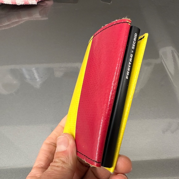 Freitag / Secrid Wallet - Picture 3 of 7